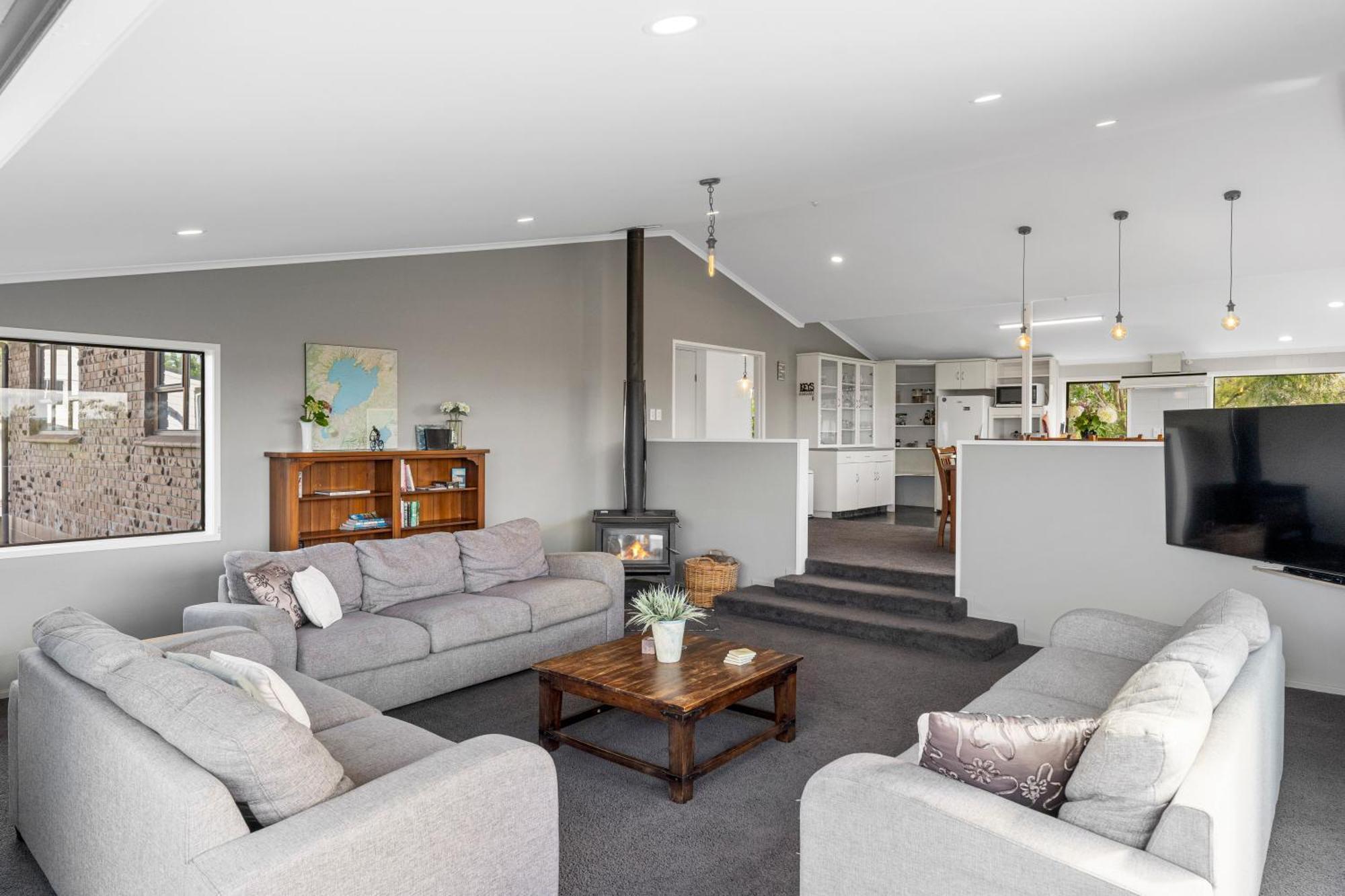 Ngaio Views - Lake Taupo Holiday Home Exterior foto