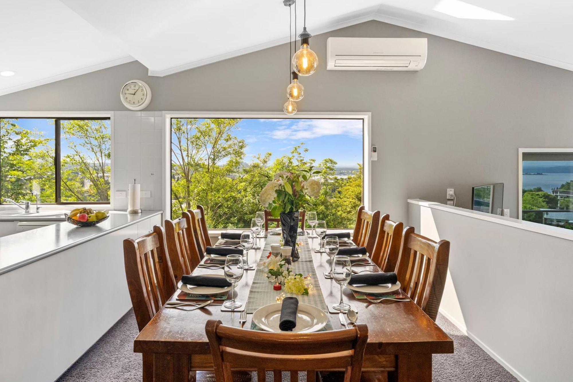 Ngaio Views - Lake Taupo Holiday Home Exterior foto